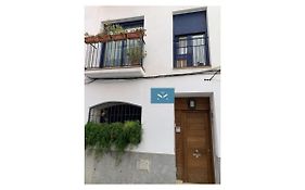Sitges Spaces Deluxe Beach Apartment- 3 Bedroom, 2 Bathroom, Next To Beach, Sleeps 6